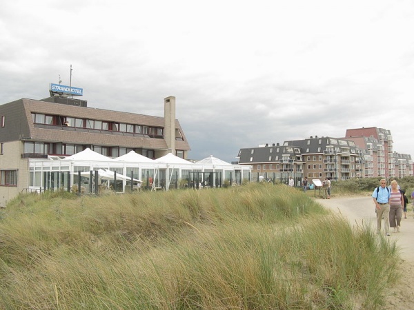 600_800px-cadzand_001.jpg